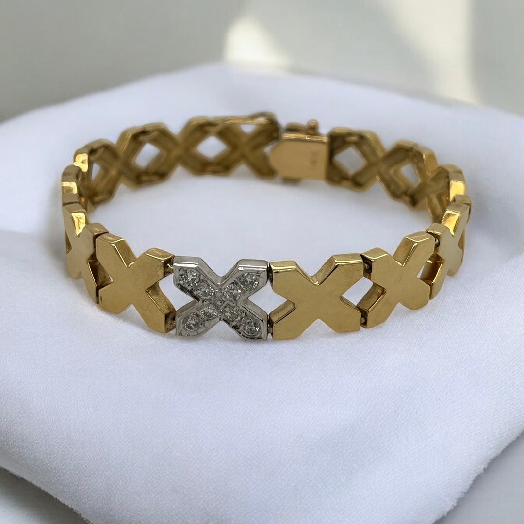 14 Karat Yellow Gold Diamond Vintage Bracelet