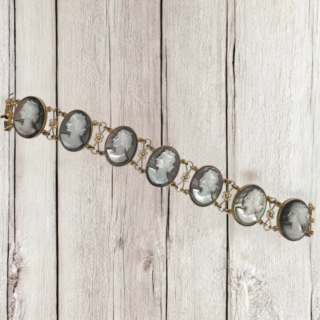 14 Karat Yellow Gold Cameo Vintage Bracelet