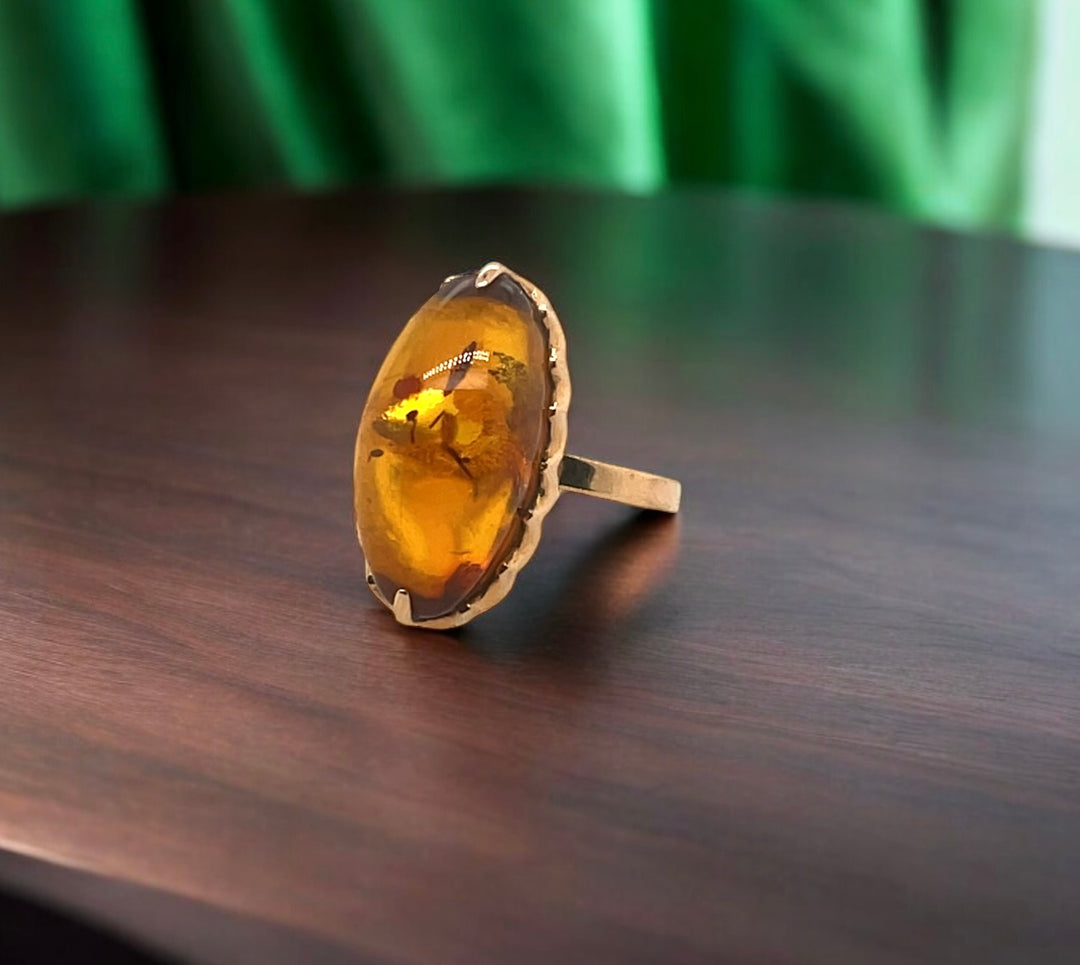 14 Karat Rosé Vintage Ring with Amber