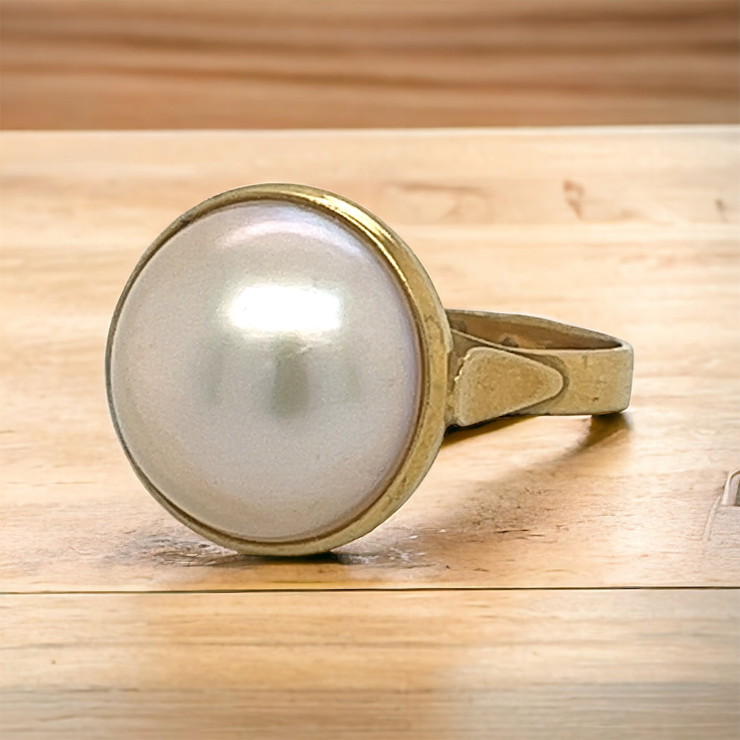 18 Karat Yellow Gold Pearl Vintage Ring