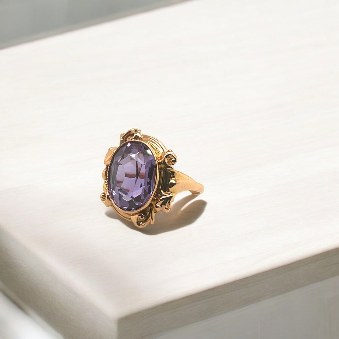 14 Karat Rosé Gold Vintage Ring with Amethyst