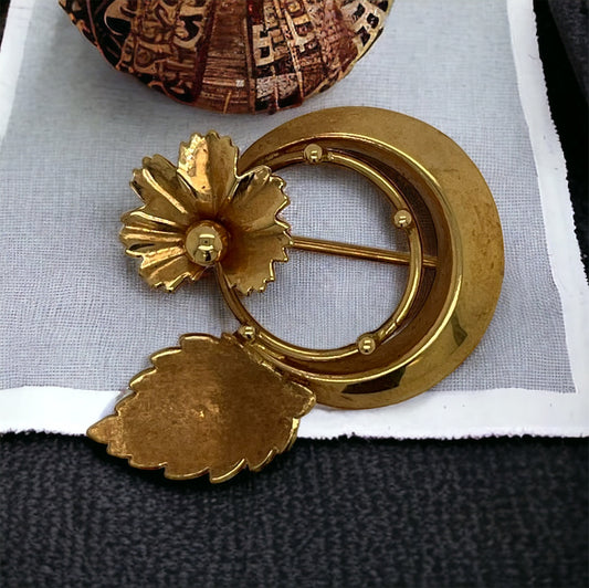 14 Karat Yellow Gold Flower Vintage Pin/Brooch