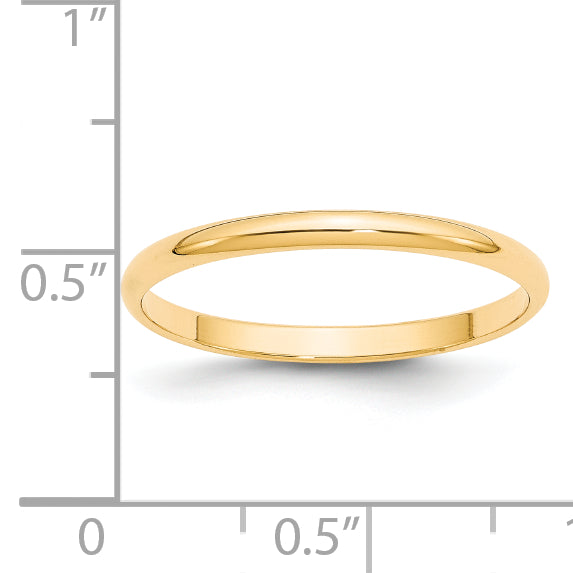 14K Yellow Gold 2mm Half Round Wedding Band — Close-Up Detail