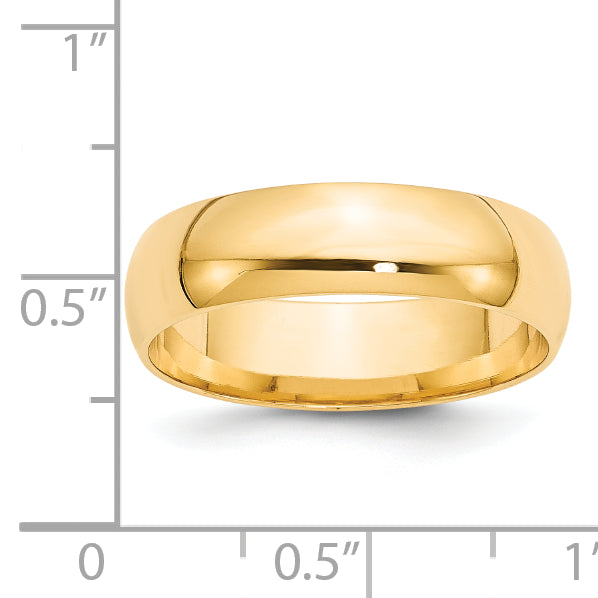 14K Yellow Gold 6mm Comfort Fit Wedding Band - Close-Up Detail