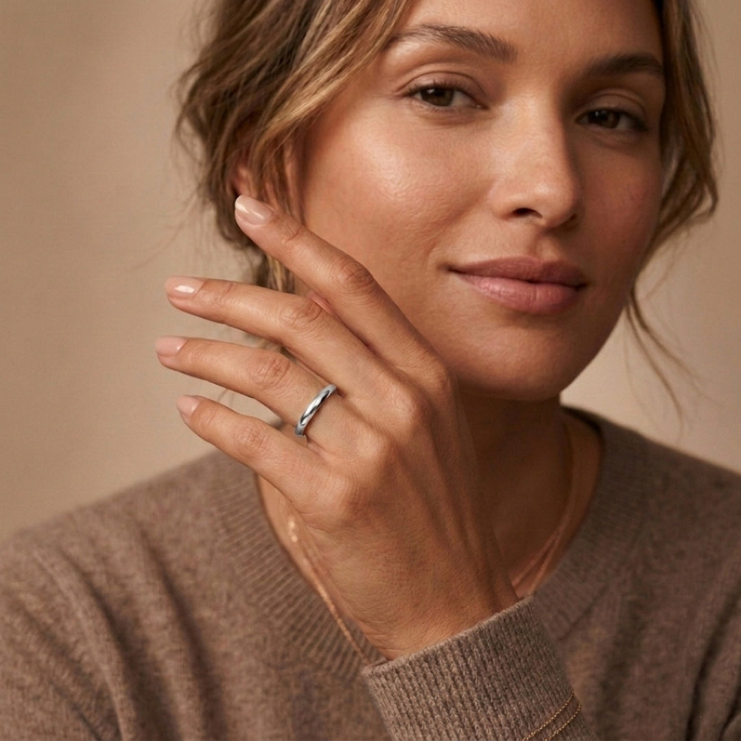 Model wearing a 3mm 14K white gold comfort fit wedding band - AJ's Jewelry, Ridgewood NY