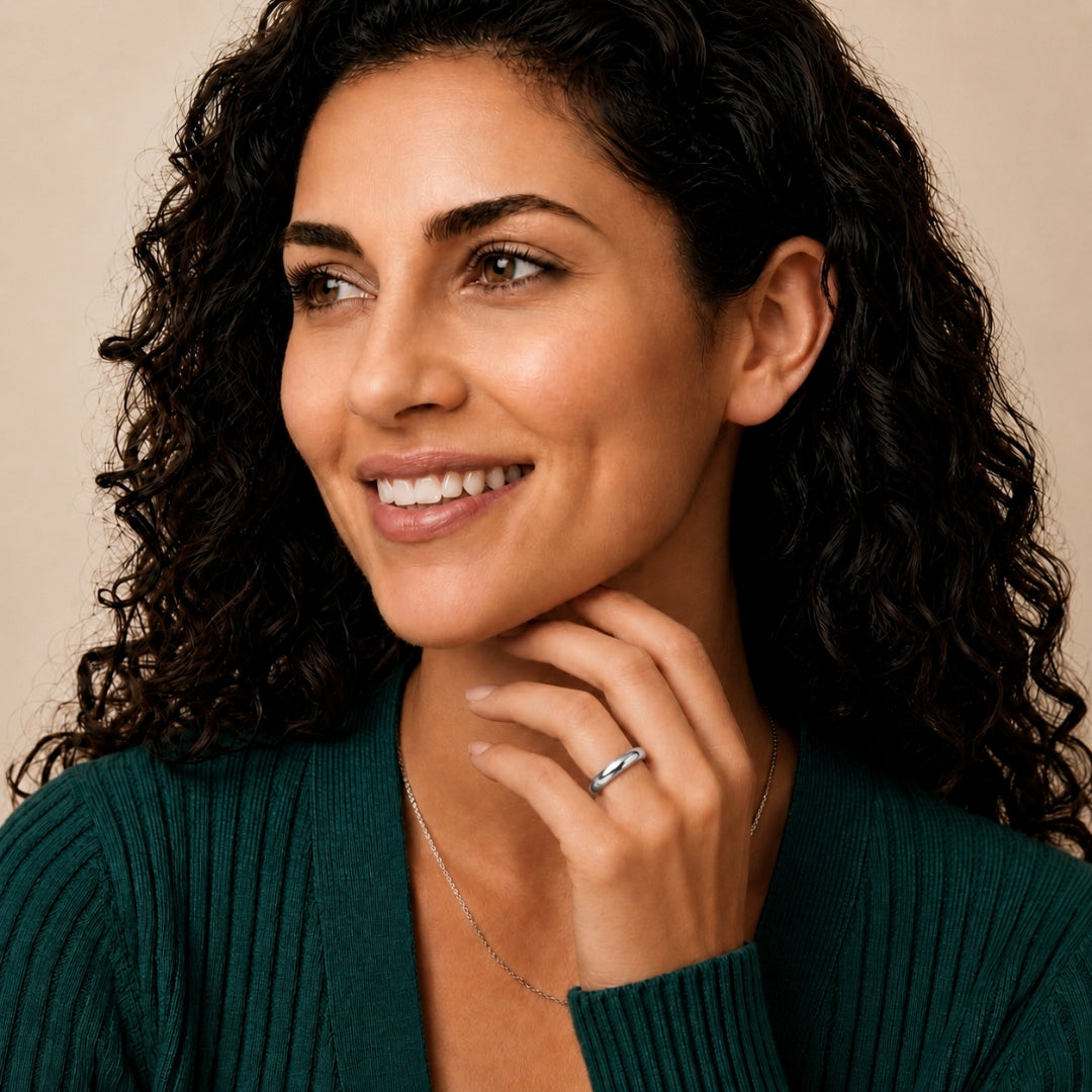 Model wearing a 4mm 14K white gold comfort fit wedding band - AJ's Jewelry, Ridgewood NY