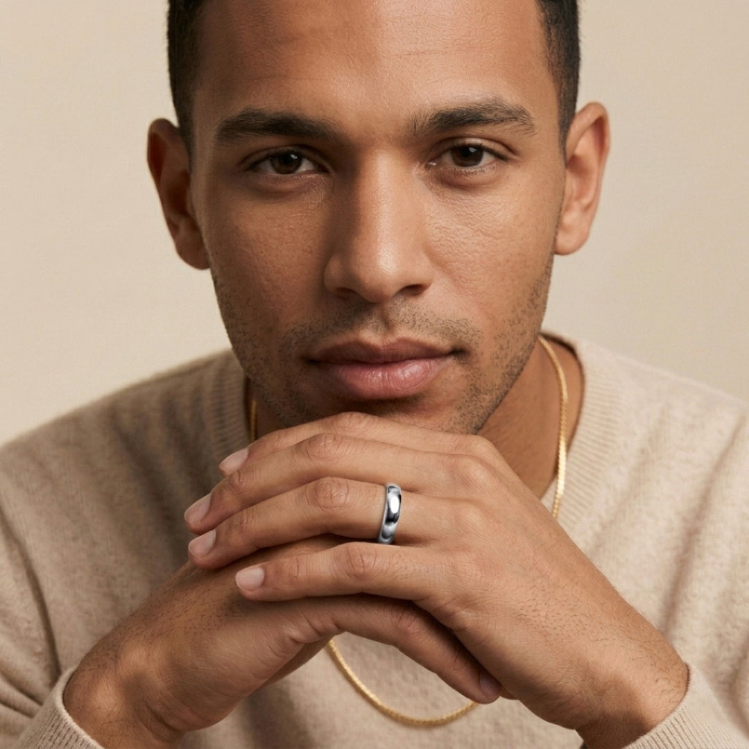 Model wearing a 6mm 14K white gold comfort fit wedding band - AJ's Jewelry, Ridgewood NY