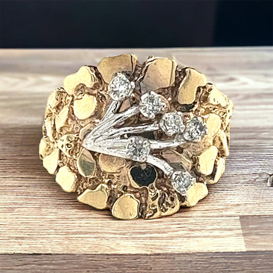 14 Karat Yellow Gold Diamond Vintage Ring