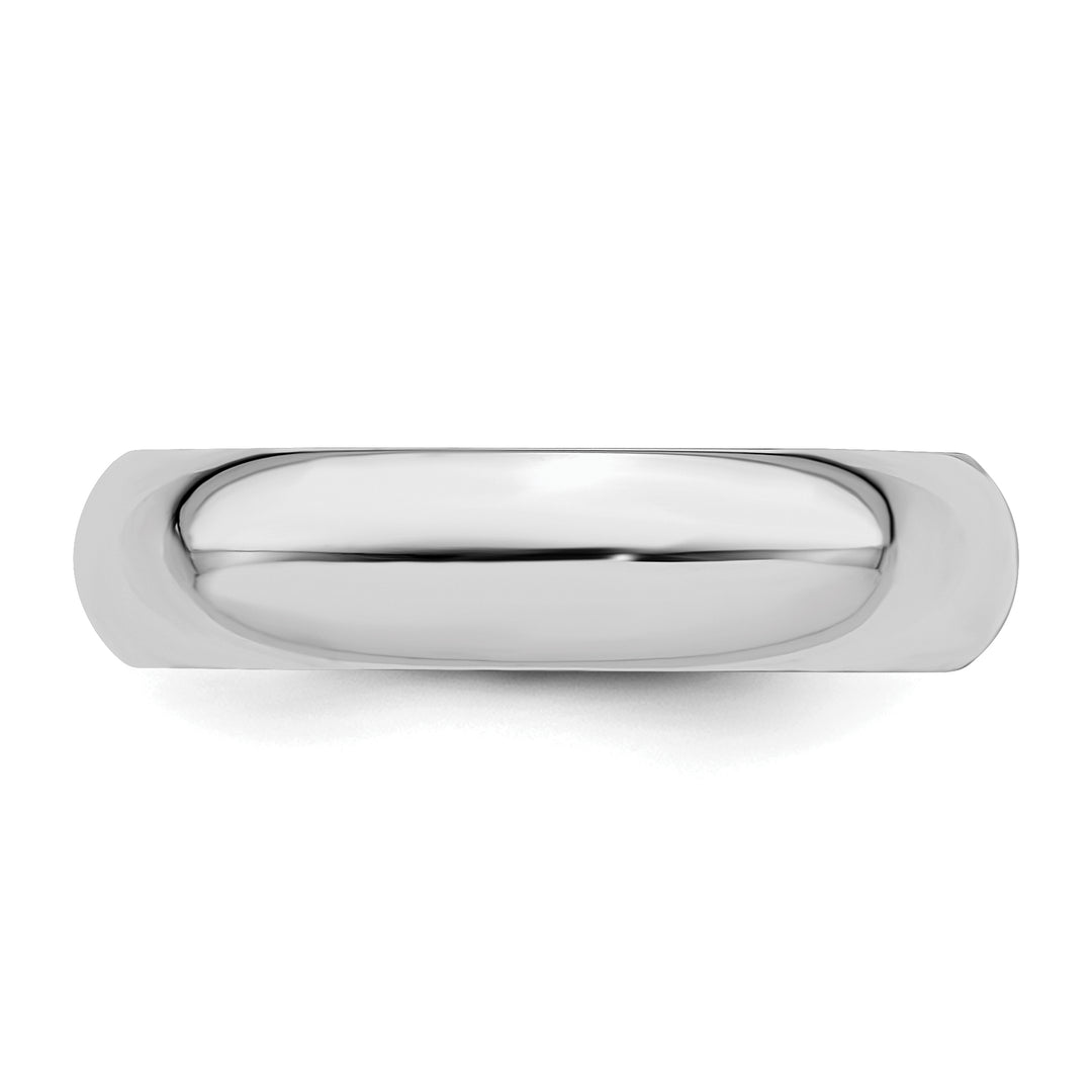 Sterling Silver 5mm Comfort Fit Wedding Band - Close-Up Detail