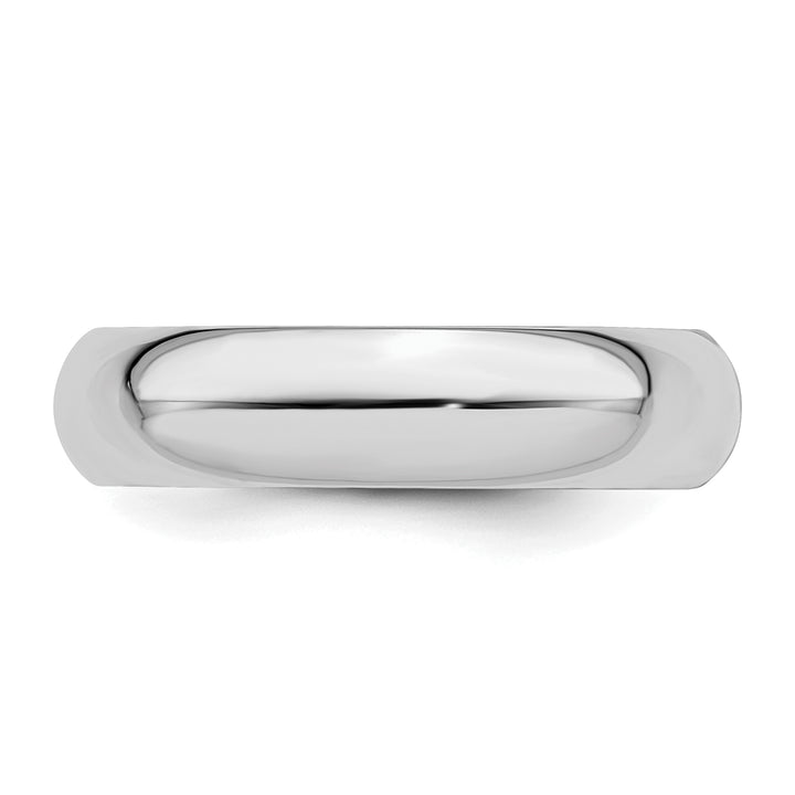 Sterling Silver 5mm Comfort Fit Wedding Band - Close-Up Detail