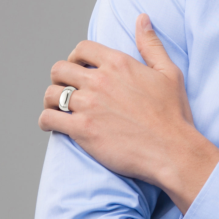 Sterling Silver 8mm Comfort Fit Wedding Band - Close-Up Detail